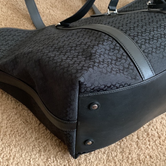 Coach - Picture 12 of 16